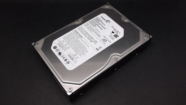 Seagate ST3320820AS